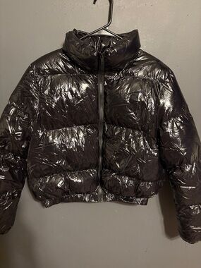 SHEIN Black Glossy Cropped Puffer Jacket